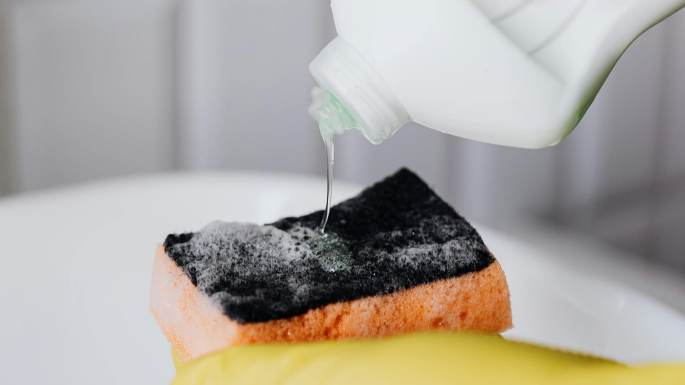 A Guide de la compréhension de l'éthoxylate de l'alcool laurylé: Applications industrielles des surfactants non ioniques multifonctionnels